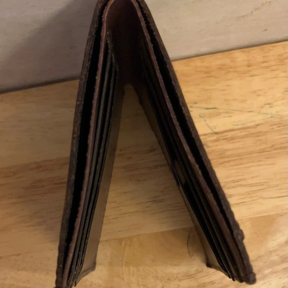 RED DIRT BIFOLD WALLET BISON PATTERN
